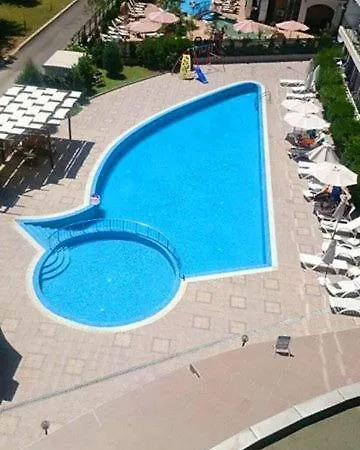 Family In Solmarin Słoneczny Brzeg