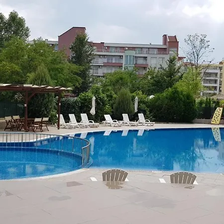 Апартамент Family In Solmarin Слънчев бряг